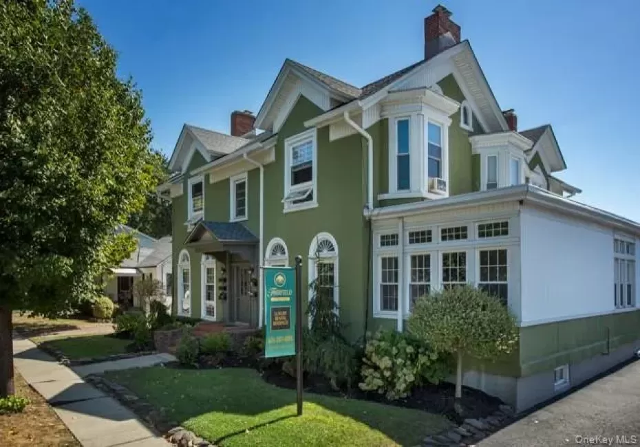163 Fire Island Avenue, Babylon, NY, 1 Bedroom Bedrooms, 4 Rooms Rooms,1 BathroomBathrooms,Residential Lease,For Rent,Fire Island,0,1054507 163 Fire Island Avenue, Babylon, NY, 1 Bedroom Bedrooms, 4 Rooms Rooms,1 BathroomBathrooms,Residential Lease,For Rent,Fire Island,0,1054507