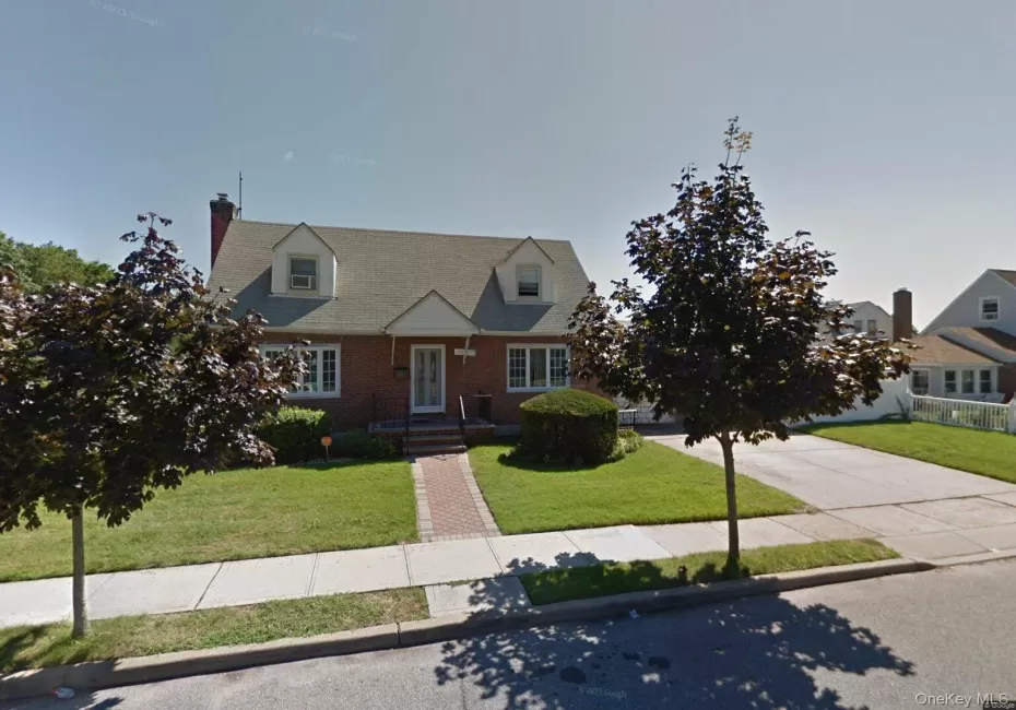 115-57 238th Street, Hempstead, NY, 5 Bedrooms Bedrooms, 9 Rooms Rooms,3 BathroomsBathrooms,Residential,For Rent,238th,0,1051771 115-57 238th Street, Hempstead, NY, 5 Bedrooms Bedrooms, 9 Rooms Rooms,3 BathroomsBathrooms,Residential,For Rent,238th,0,1051771