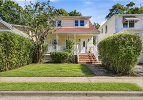 42 Calam Avenue, Ossining, NY, 3 Bedrooms Bedrooms, 7 Rooms Rooms,2 BathroomsBathrooms,Residential Lease,For Rent,Calam,0,1046277 42 Calam Avenue, Ossining, NY, 3 Bedrooms Bedrooms, 7 Rooms Rooms,2 BathroomsBathrooms,Residential Lease,For Rent,Calam,0,1046277