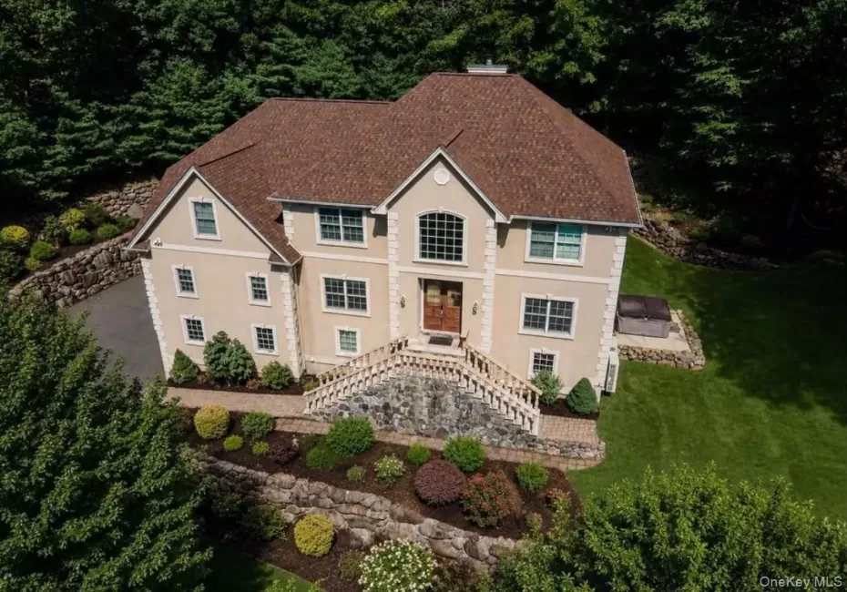 144 Call Hollow Road, Haverstraw, NY, 6 Bedrooms Bedrooms, 10 Rooms Rooms,4 BathroomsBathrooms,Residential Lease,For Rent,Call Hollow,0,1052358 144 Call Hollow Road, Haverstraw, NY, 6 Bedrooms Bedrooms, 10 Rooms Rooms,4 BathroomsBathrooms,Residential Lease,For Rent,Call Hollow,0,1052358