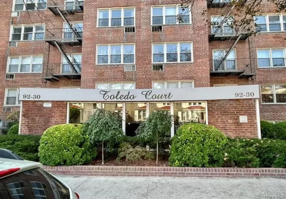 92-30 56 Avenue, New York, NY, 1 Bedroom Bedrooms, 3 Rooms Rooms,1 BathroomBathrooms,Residential,For Rent,56,0,1052923 92-30 56 Avenue, New York, NY, 1 Bedroom Bedrooms, 3 Rooms Rooms,1 BathroomBathrooms,Residential,For Rent,56,0,1052923