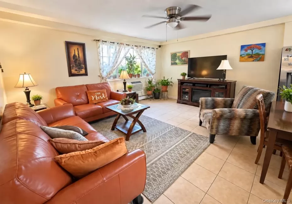 2135 Crotona Avenue, New York, NY, 2 Bedrooms Bedrooms, 5 Rooms Rooms,1 BathroomBathrooms,Residential,For Rent,Crotona,0,1054621 2135 Crotona Avenue, New York, NY, 2 Bedrooms Bedrooms, 5 Rooms Rooms,1 BathroomBathrooms,Residential,For Rent,Crotona,0,1054621