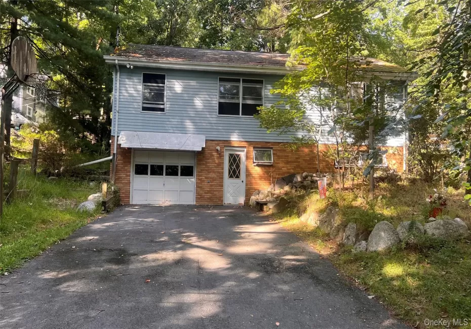 32 Hammerhead, Mamakating, NY, 3 Bedrooms Bedrooms, 5 Rooms Rooms,1 BathroomBathrooms,Residential,For Rent,Hammerhead,0,1052178 32 Hammerhead, Mamakating, NY, 3 Bedrooms Bedrooms, 5 Rooms Rooms,1 BathroomBathrooms,Residential,For Rent,Hammerhead,0,1052178