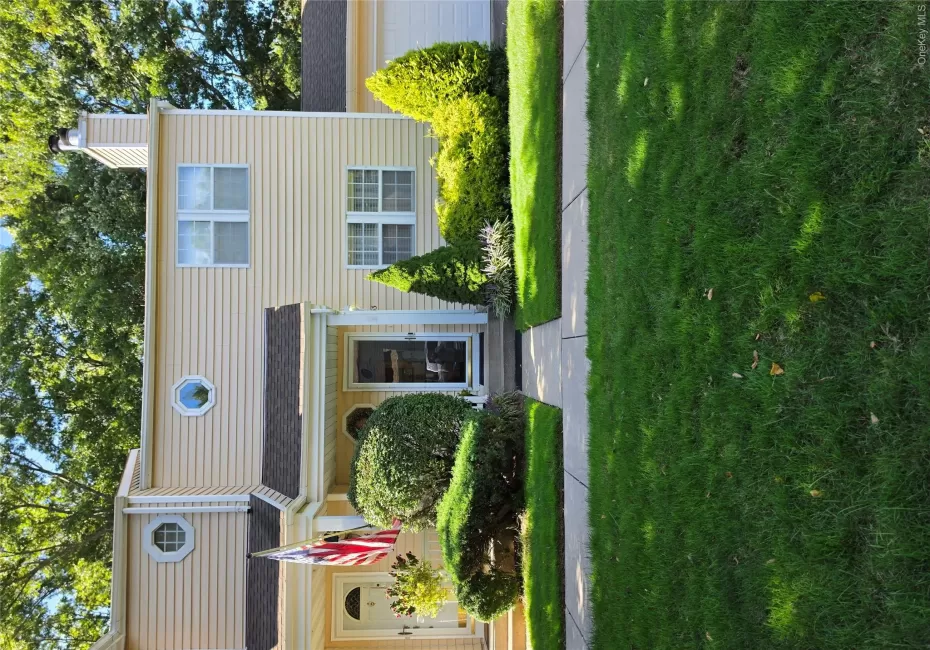 53 Hancock Commons, Brookhaven, NY, 3 Bedrooms Bedrooms, 6 Rooms Rooms,1 BathroomBathrooms,Residential,For Rent,Hancock,0,1054659 53 Hancock Commons, Brookhaven, NY, 3 Bedrooms Bedrooms, 6 Rooms Rooms,1 BathroomBathrooms,Residential,For Rent,Hancock,0,1054659
