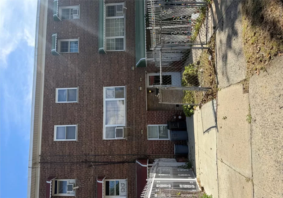 3210 Tenbroeck Avenue, New York, NY, 3 Bedrooms Bedrooms, 8 Rooms Rooms,2 BathroomsBathrooms,Residential,For Rent,Tenbroeck,0,1054643 3210 Tenbroeck Avenue, New York, NY, 3 Bedrooms Bedrooms, 8 Rooms Rooms,2 BathroomsBathrooms,Residential,For Rent,Tenbroeck,0,1054643