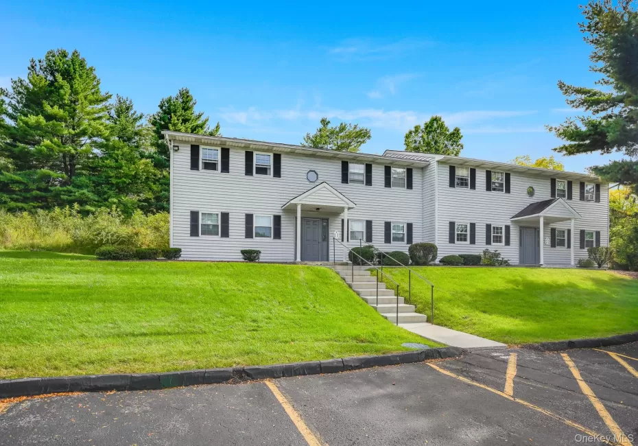 8 Ivy Court, Fishkill, NY, 1 Bedroom Bedrooms, 6 Rooms Rooms,1 BathroomBathrooms,Residential Lease,For Rent,Ivy,0,1054228 8 Ivy Court, Fishkill, NY, 1 Bedroom Bedrooms, 6 Rooms Rooms,1 BathroomBathrooms,Residential Lease,For Rent,Ivy,0,1054228