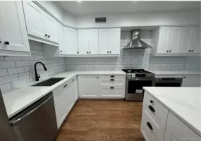303 Main Street, Huntington, NY, 2 Bedrooms Bedrooms, 3 Rooms Rooms,2 BathroomsBathrooms,Residential Lease,For Rent,Main,0,1054690 303 Main Street, Huntington, NY, 2 Bedrooms Bedrooms, 3 Rooms Rooms,2 BathroomsBathrooms,Residential Lease,For Rent,Main,0,1054690
