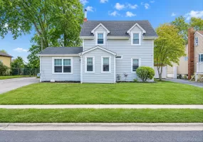 131 Alhambra Avenue, Babylon, NY, 3 Bedrooms Bedrooms, 6 Rooms Rooms,2 BathroomsBathrooms,Residential,For Rent,Alhambra,0,958357 131 Alhambra Avenue, Babylon, NY, 3 Bedrooms Bedrooms, 6 Rooms Rooms,2 BathroomsBathrooms,Residential,For Rent,Alhambra,0,958357