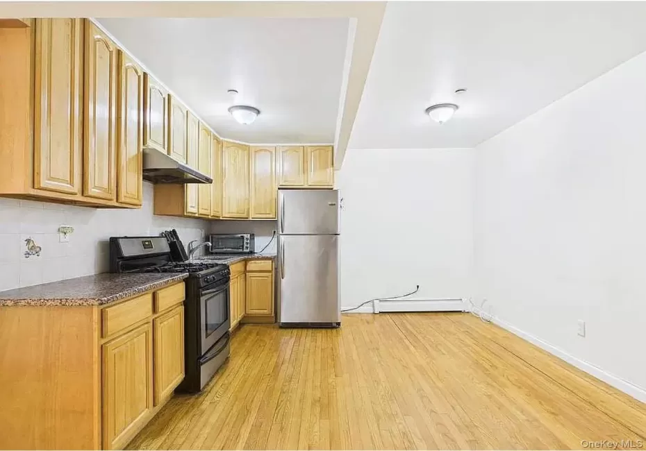 4135 67th, New York, NY, 2 Bedrooms Bedrooms, 5 Rooms Rooms,2 BathroomsBathrooms,Residential,For Rent,67th,0,1052312 4135 67th, New York, NY, 2 Bedrooms Bedrooms, 5 Rooms Rooms,2 BathroomsBathrooms,Residential,For Rent,67th,0,1052312