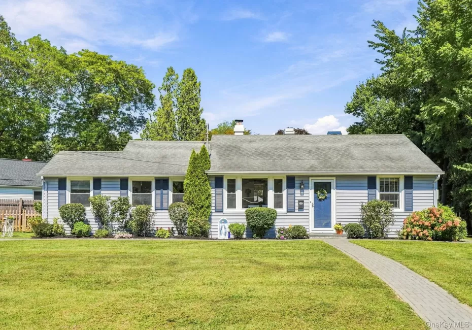 Welcome to 1 Mundet Dr, Ossining! Welcome to 1 Mundet Dr, Ossining!