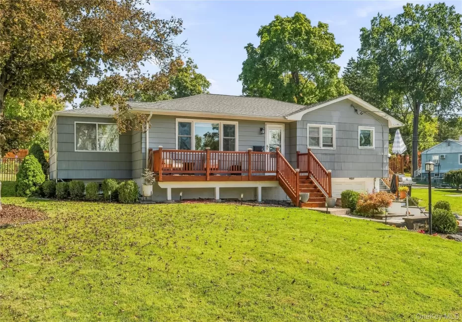 2 Garden Terrace, Goshen, NY, 3 Bedrooms Bedrooms, 11 Rooms Rooms,2 BathroomsBathrooms,Residential,For Rent,Garden,0,1054023 2 Garden Terrace, Goshen, NY, 3 Bedrooms Bedrooms, 11 Rooms Rooms,2 BathroomsBathrooms,Residential,For Rent,Garden,0,1054023