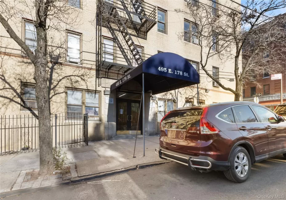 495 178th Street, New York, NY, 1 Bedroom Bedrooms, 4 Rooms Rooms,1 BathroomBathrooms,Residential,For Rent,178th,0,1053458 495 178th Street, New York, NY, 1 Bedroom Bedrooms, 4 Rooms Rooms,1 BathroomBathrooms,Residential,For Rent,178th,0,1053458