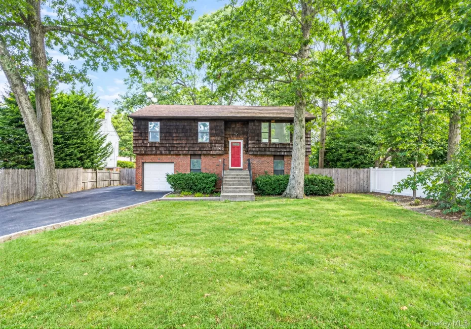 39 Pond Path, Brookhaven, NY, 5 Bedrooms Bedrooms, 10 Rooms Rooms,2 BathroomsBathrooms,Residential,For Rent,Pond,0,1054656 39 Pond Path, Brookhaven, NY, 5 Bedrooms Bedrooms, 10 Rooms Rooms,2 BathroomsBathrooms,Residential,For Rent,Pond,0,1054656
