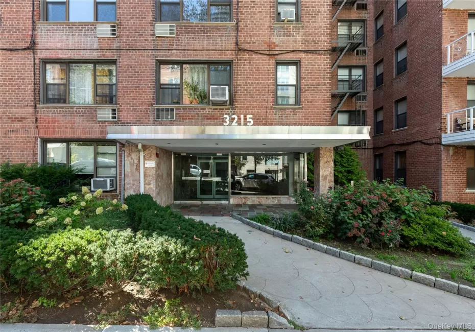 3215 Arlington Avenue, New York, NY, 1 Bedroom Bedrooms, 3 Rooms Rooms,1 BathroomBathrooms,Residential,For Rent,Arlington,0,1054290 3215 Arlington Avenue, New York, NY, 1 Bedroom Bedrooms, 3 Rooms Rooms,1 BathroomBathrooms,Residential,For Rent,Arlington,0,1054290