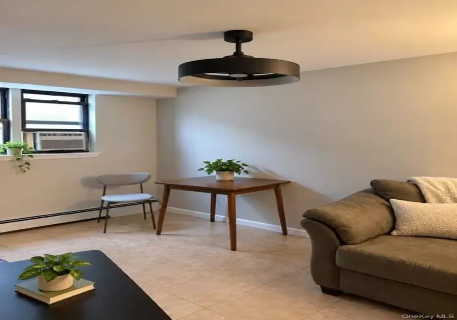 65 W Broadway, Long Beach, NY, 2 Rooms Rooms,1 BathroomBathrooms,Residential Lease,For Rent,W Broadway,0,1054539 65 W Broadway, Long Beach, NY, 2 Rooms Rooms,1 BathroomBathrooms,Residential Lease,For Rent,W Broadway,0,1054539