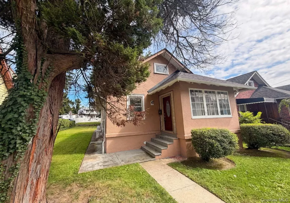 421 Union Avenue, Mount Vernon, NY, 3 Bedrooms Bedrooms, 7 Rooms Rooms,1 BathroomBathrooms,Residential,For Rent,Union,0,1054921 421 Union Avenue, Mount Vernon, NY, 3 Bedrooms Bedrooms, 7 Rooms Rooms,1 BathroomBathrooms,Residential,For Rent,Union,0,1054921
