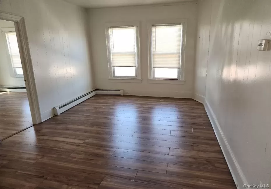 180 Main Street, Middletown, NY, 2 Bedrooms Bedrooms, 4 Rooms Rooms,1 BathroomBathrooms,Residential Lease,For Rent,Main,0,1053727 180 Main Street, Middletown, NY, 2 Bedrooms Bedrooms, 4 Rooms Rooms,1 BathroomBathrooms,Residential Lease,For Rent,Main,0,1053727