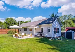 51 Weeks Avenue, Cornwall, NY, 1 Bedroom Bedrooms, 5 Rooms Rooms,1 BathroomBathrooms,Residential,For Rent,Weeks,0,1053185 51 Weeks Avenue, Cornwall, NY, 1 Bedroom Bedrooms, 5 Rooms Rooms,1 BathroomBathrooms,Residential,For Rent,Weeks,0,1053185