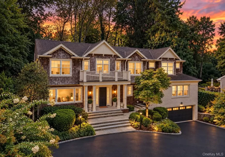 40 Poplar Drive, North Hempstead, NY, 5 Bedrooms Bedrooms, 12 Rooms Rooms,4 BathroomsBathrooms,Residential,For Rent,Poplar,0,1054771 40 Poplar Drive, North Hempstead, NY, 5 Bedrooms Bedrooms, 12 Rooms Rooms,4 BathroomsBathrooms,Residential,For Rent,Poplar,0,1054771