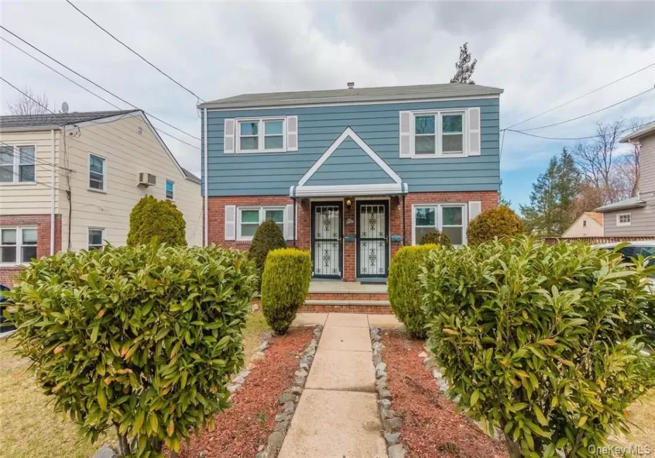 221 Lockwood Avenue, Yonkers, NY, 2 Bedrooms Bedrooms, 4 Rooms Rooms,1 BathroomBathrooms,Residential Lease,For Rent,Lockwood,0,1022146 221 Lockwood Avenue, Yonkers, NY, 2 Bedrooms Bedrooms, 4 Rooms Rooms,1 BathroomBathrooms,Residential Lease,For Rent,Lockwood,0,1022146