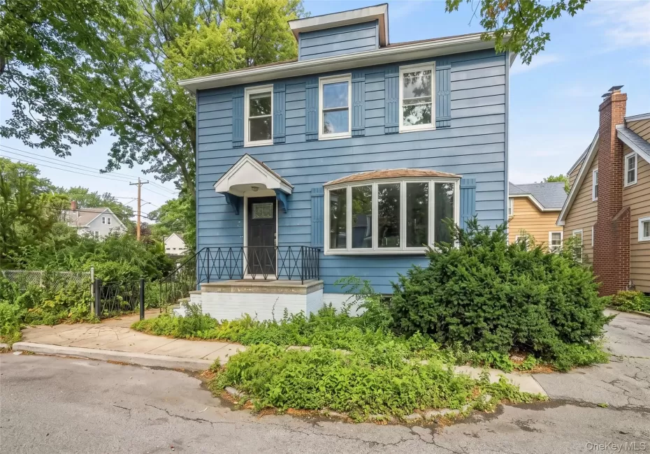 3079 Fearn Place, New York, NY, 3 Bedrooms Bedrooms, 6 Rooms Rooms,2 BathroomsBathrooms,Residential,For Rent,Fearn,0,1054664 3079 Fearn Place, New York, NY, 3 Bedrooms Bedrooms, 6 Rooms Rooms,2 BathroomsBathrooms,Residential,For Rent,Fearn,0,1054664