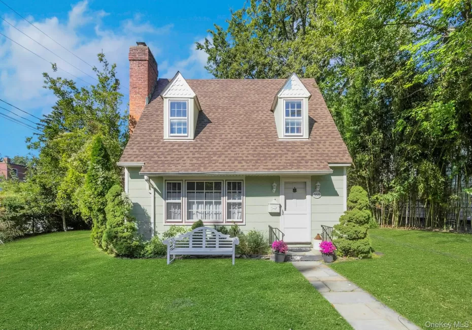 160 Broadway, Orangetown, NY, 4 Bedrooms Bedrooms, 7 Rooms Rooms,2 BathroomsBathrooms,Residential,For Rent,Broadway,0,1050200 160 Broadway, Orangetown, NY, 4 Bedrooms Bedrooms, 7 Rooms Rooms,2 BathroomsBathrooms,Residential,For Rent,Broadway,0,1050200
