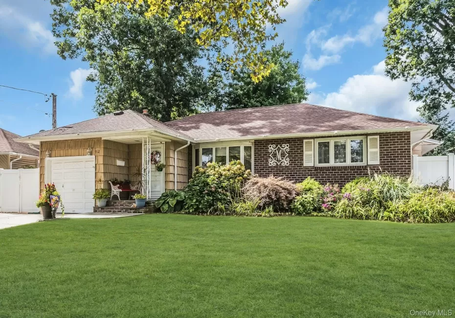 912 Ascan Street, Hempstead, NY, 4 Bedrooms Bedrooms, 8 Rooms Rooms,2 BathroomsBathrooms,Residential,For Rent,Ascan,0,1054703 912 Ascan Street, Hempstead, NY, 4 Bedrooms Bedrooms, 8 Rooms Rooms,2 BathroomsBathrooms,Residential,For Rent,Ascan,0,1054703