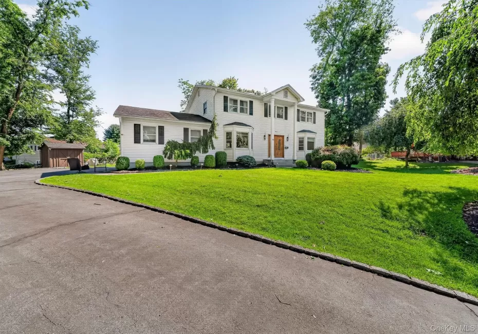 11 Allison Circle, Haverstraw, NY, 4 Bedrooms Bedrooms, 12 Rooms Rooms,2 BathroomsBathrooms,Residential,For Rent,Allison,0,1051479 11 Allison Circle, Haverstraw, NY, 4 Bedrooms Bedrooms, 12 Rooms Rooms,2 BathroomsBathrooms,Residential,For Rent,Allison,0,1051479