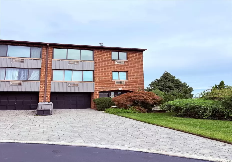15419 Riverside Drive, New York, NY, 3 Bedrooms Bedrooms, 5 Rooms Rooms,2 BathroomsBathrooms,Residential,For Rent,Riverside,0,1055072 15419 Riverside Drive, New York, NY, 3 Bedrooms Bedrooms, 5 Rooms Rooms,2 BathroomsBathrooms,Residential,For Rent,Riverside,0,1055072