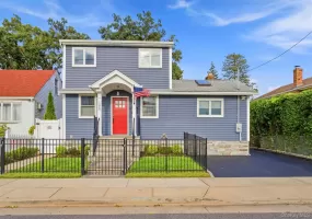 188 Strong Avenue, Babylon, NY, 3 Bedrooms Bedrooms, 8 Rooms Rooms,2 BathroomsBathrooms,Residential,For Rent,Strong,0,1054970 188 Strong Avenue, Babylon, NY, 3 Bedrooms Bedrooms, 8 Rooms Rooms,2 BathroomsBathrooms,Residential,For Rent,Strong,0,1054970