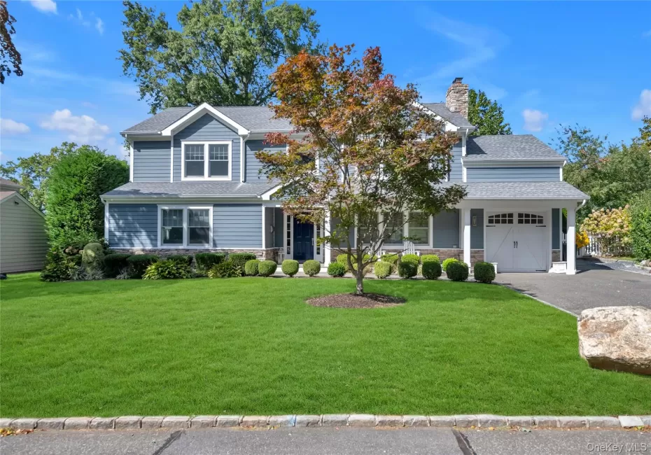 17 Colonial Road, North Hempstead, NY, 4 Bedrooms Bedrooms, 8 Rooms Rooms,4 BathroomsBathrooms,Residential,For Rent,Colonial,0,1054815 17 Colonial Road, North Hempstead, NY, 4 Bedrooms Bedrooms, 8 Rooms Rooms,4 BathroomsBathrooms,Residential,For Rent,Colonial,0,1054815
