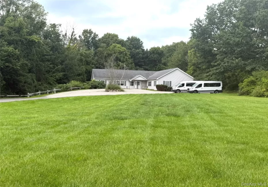 13 Rebecca Drive, Pawling, NY, 6 Bedrooms Bedrooms, 10 Rooms Rooms,2 BathroomsBathrooms,Residential,For Rent,Rebecca,0,1041805 13 Rebecca Drive, Pawling, NY, 6 Bedrooms Bedrooms, 10 Rooms Rooms,2 BathroomsBathrooms,Residential,For Rent,Rebecca,0,1041805