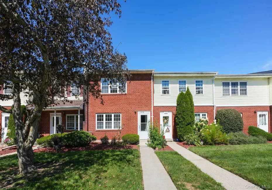 276 Temple Hill Road, New Windsor, NY, 3 Bedrooms Bedrooms, 5 Rooms Rooms,1 BathroomBathrooms,Residential,For Rent,Temple Hill,0,1055181 276 Temple Hill Road, New Windsor, NY, 3 Bedrooms Bedrooms, 5 Rooms Rooms,1 BathroomBathrooms,Residential,For Rent,Temple Hill,0,1055181