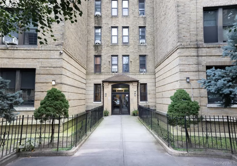 83-52 Talbot Street, New York, NY, 1 Bedroom Bedrooms, 5 Rooms Rooms,1 BathroomBathrooms,Residential Lease,For Rent,Talbot,0,1055232 83-52 Talbot Street, New York, NY, 1 Bedroom Bedrooms, 5 Rooms Rooms,1 BathroomBathrooms,Residential Lease,For Rent,Talbot,0,1055232