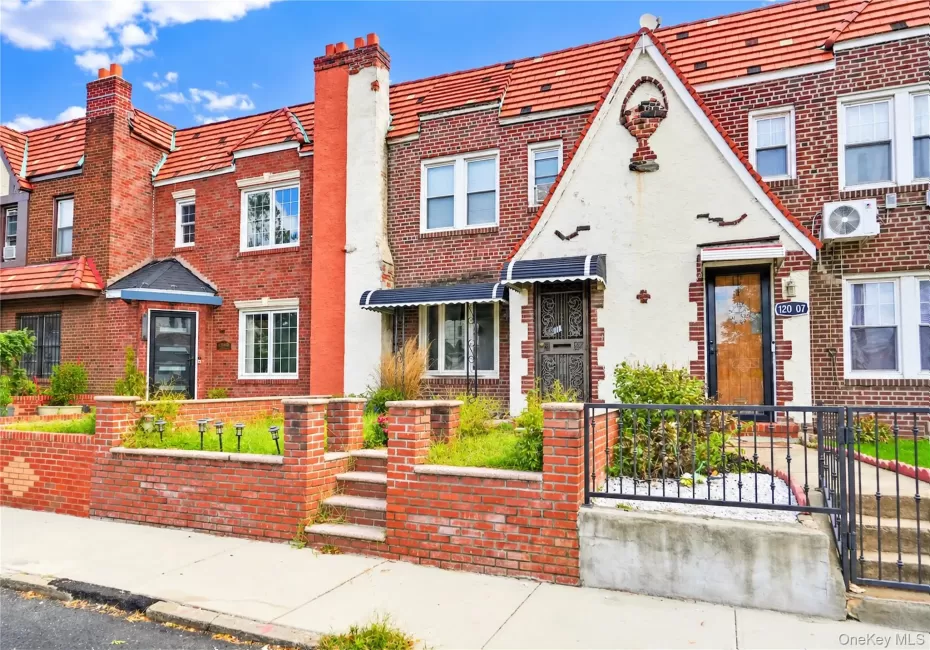 120-05 179th Street, New York, NY, 3 Bedrooms Bedrooms, 7 Rooms Rooms,2 BathroomsBathrooms,Residential,For Rent,179th,0,1055094 120-05 179th Street, New York, NY, 3 Bedrooms Bedrooms, 7 Rooms Rooms,2 BathroomsBathrooms,Residential,For Rent,179th,0,1055094