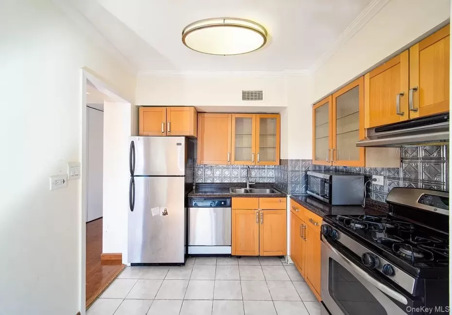 119-49 Union Turnpike, New York, NY, 2 Bedrooms Bedrooms, 5 Rooms Rooms,1 BathroomBathrooms,Residential,For Rent,Union Turnpike,0,1055270 119-49 Union Turnpike, New York, NY, 2 Bedrooms Bedrooms, 5 Rooms Rooms,1 BathroomBathrooms,Residential,For Rent,Union Turnpike,0,1055270