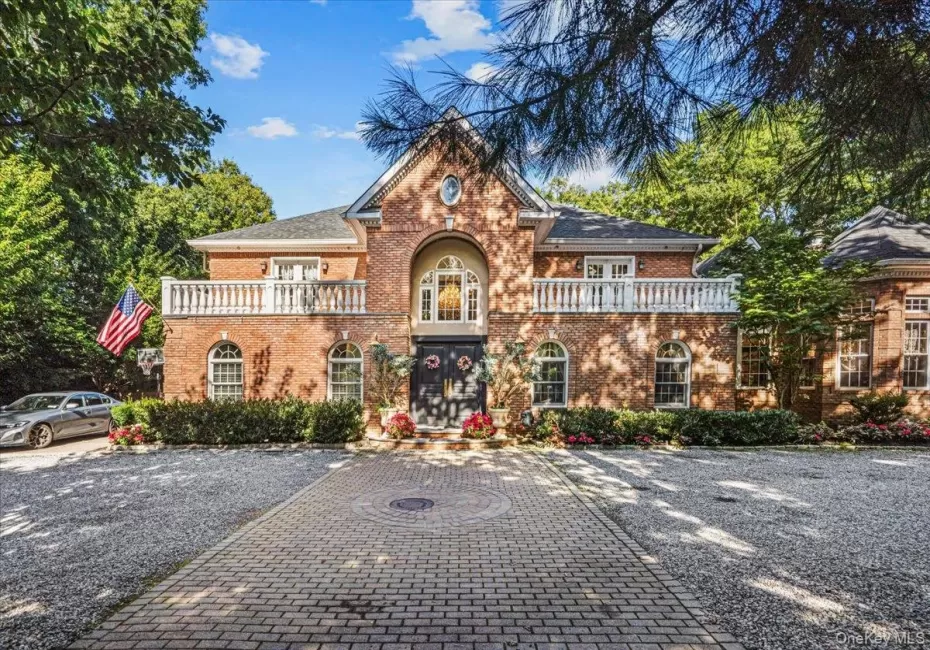 6 Carman Road, Huntington, NY, 4 Bedrooms Bedrooms, 12 Rooms Rooms,5 BathroomsBathrooms,Residential,For Rent,Carman,0,1054964 6 Carman Road, Huntington, NY, 4 Bedrooms Bedrooms, 12 Rooms Rooms,5 BathroomsBathrooms,Residential,For Rent,Carman,0,1054964