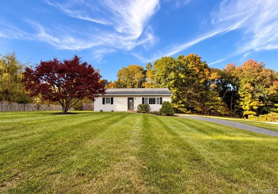 15 Countryman Lane, Newburgh (town), NY, 2 Bedrooms Bedrooms, 4 Rooms Rooms,2 BathroomsBathrooms,Residential,For Rent,Countryman,0,1055029 15 Countryman Lane, Newburgh (town), NY, 2 Bedrooms Bedrooms, 4 Rooms Rooms,2 BathroomsBathrooms,Residential,For Rent,Countryman,0,1055029