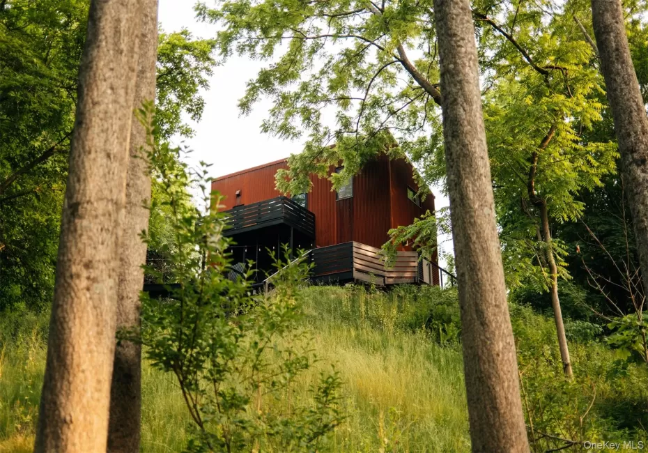 402 Washington Street, Hudson, NY, 3 Bedrooms Bedrooms, 7 Rooms Rooms,2 BathroomsBathrooms,Residential,For Rent,Washington,0,1042474 402 Washington Street, Hudson, NY, 3 Bedrooms Bedrooms, 7 Rooms Rooms,2 BathroomsBathrooms,Residential,For Rent,Washington,0,1042474