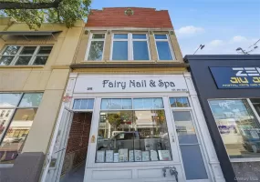 276 Main Street, Huntington, NY, 1 Bedroom Bedrooms, 4 Rooms Rooms,1 BathroomBathrooms,Residential Lease,For Rent,Main,0,1055433 276 Main Street, Huntington, NY, 1 Bedroom Bedrooms, 4 Rooms Rooms,1 BathroomBathrooms,Residential Lease,For Rent,Main,0,1055433