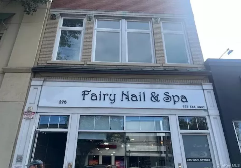 276 Main Street, Huntington, NY, 1 Bedroom Bedrooms, 4 Rooms Rooms,1 BathroomBathrooms,Residential Lease,For Rent,Main,0,1055433 276 Main Street, Huntington, NY, 1 Bedroom Bedrooms, 4 Rooms Rooms,1 BathroomBathrooms,Residential Lease,For Rent,Main,0,1055433