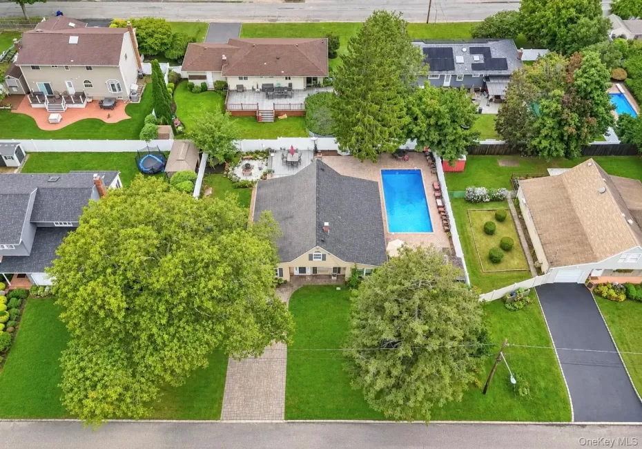 54 Pacific Avenue, Babylon, NY, 7 Bedrooms Bedrooms, 13 Rooms Rooms,2 BathroomsBathrooms,Residential,For Rent,Pacific,0,1053704 54 Pacific Avenue, Babylon, NY, 7 Bedrooms Bedrooms, 13 Rooms Rooms,2 BathroomsBathrooms,Residential,For Rent,Pacific,0,1053704