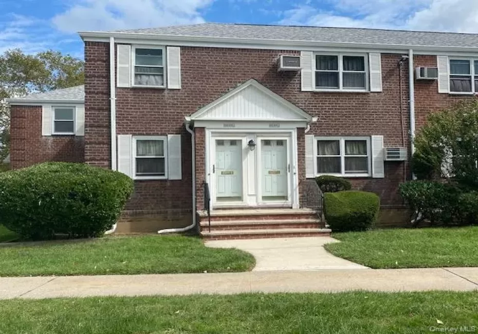 245-70 77th Crescent, New York, NY, 4 Bedrooms Bedrooms, 8 Rooms Rooms,2 BathroomsBathrooms,Residential,For Rent,77th,0,1054069 245-70 77th Crescent, New York, NY, 4 Bedrooms Bedrooms, 8 Rooms Rooms,2 BathroomsBathrooms,Residential,For Rent,77th,0,1054069