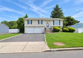 167 Glenmere Way, Islip, NY, 3 Bedrooms Bedrooms, 9 Rooms Rooms,2 BathroomsBathrooms,Residential,For Rent,Glenmere,0,1055135 167 Glenmere Way, Islip, NY, 3 Bedrooms Bedrooms, 9 Rooms Rooms,2 BathroomsBathrooms,Residential,For Rent,Glenmere,0,1055135