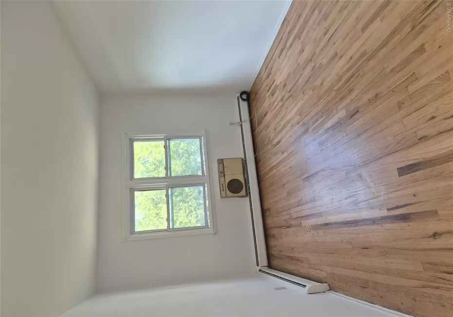 18-28 Bell Blvd Bayside, New York, NY, 2 Bedrooms Bedrooms, 4 Rooms Rooms,1 BathroomBathrooms,Residential Lease,For Rent,Bayside,0,1055164 18-28 Bell Blvd Bayside, New York, NY, 2 Bedrooms Bedrooms, 4 Rooms Rooms,1 BathroomBathrooms,Residential Lease,For Rent,Bayside,0,1055164