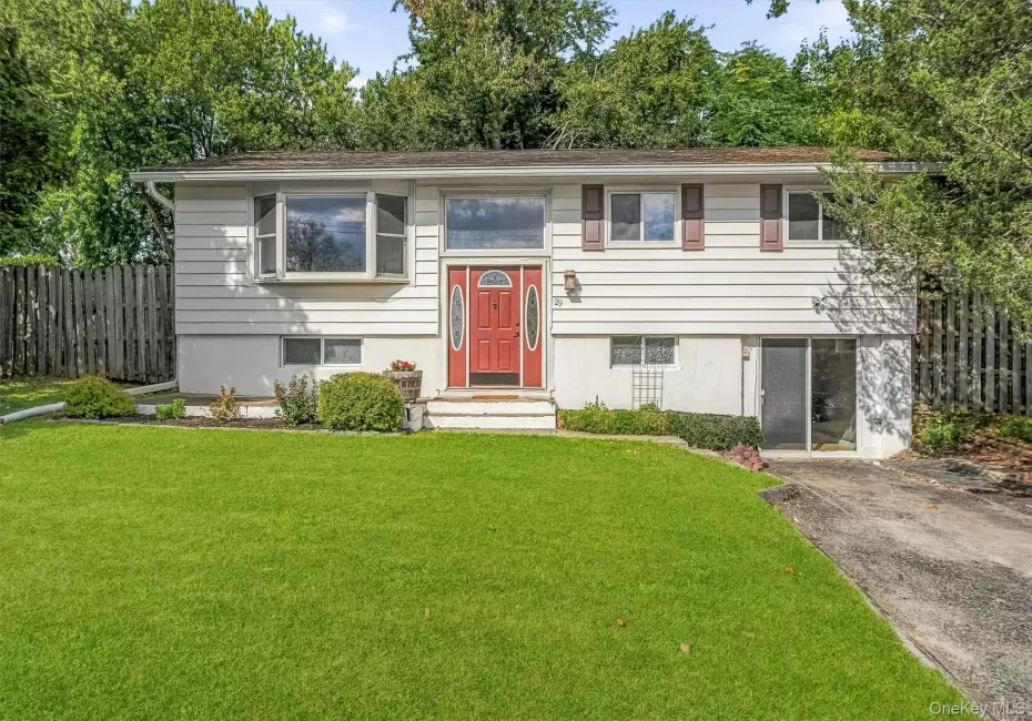 Welcome to 29 Cumberland Road! Just a short distance to all Fishkill has to offer with shopping, restaurants and access to major highways. Welcome to 29 Cumberland Road! Just a short distance to all Fishkill has to offer with shopping, restaurants and access to major highways.