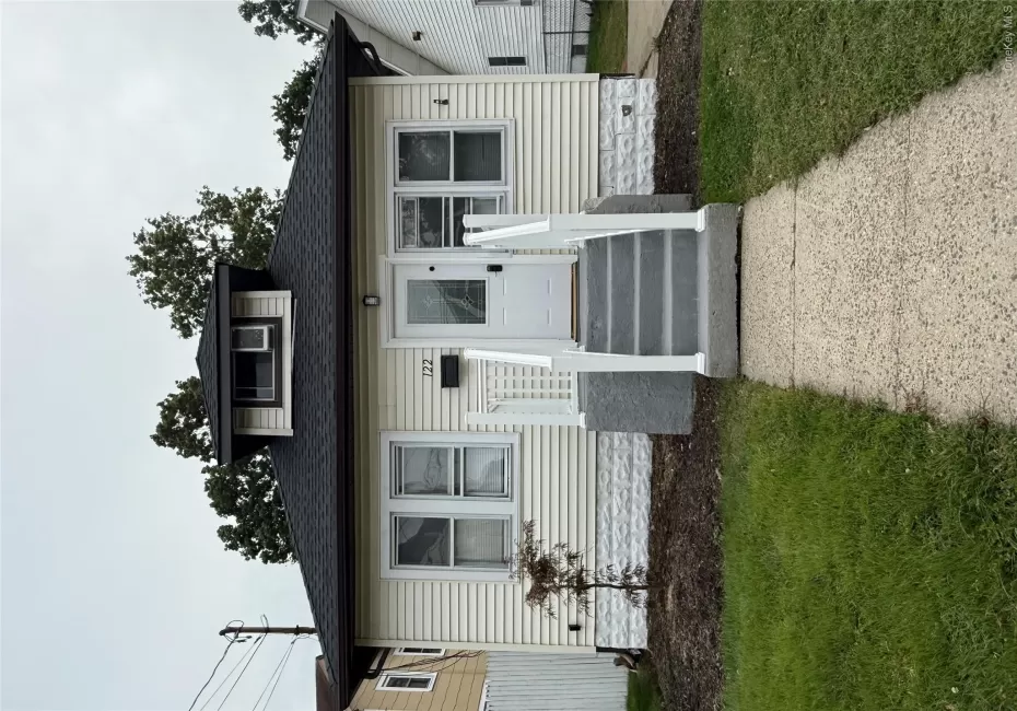 122 Dehnhoff Avenue, Hempstead, NY, 3 Bedrooms Bedrooms, 11 Rooms Rooms,2 BathroomsBathrooms,Residential,For Rent,Dehnhoff,0,1055663 122 Dehnhoff Avenue, Hempstead, NY, 3 Bedrooms Bedrooms, 11 Rooms Rooms,2 BathroomsBathrooms,Residential,For Rent,Dehnhoff,0,1055663