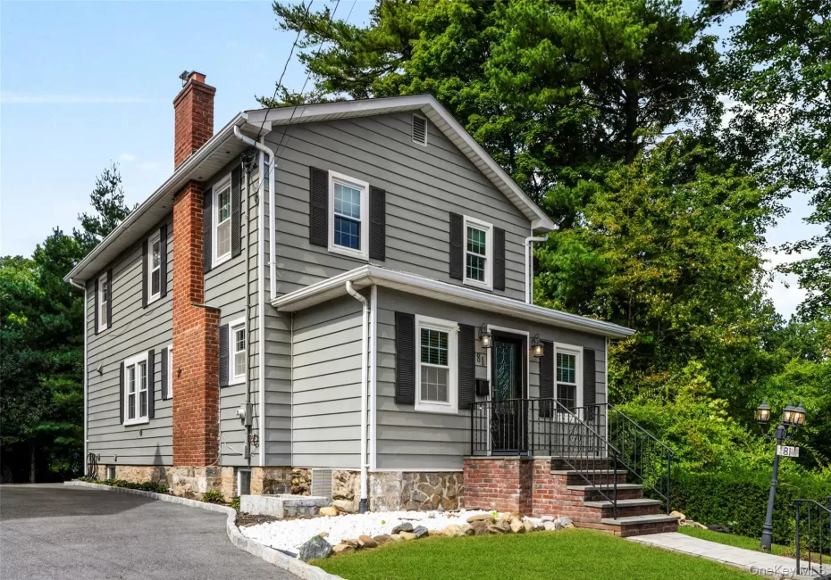 81 Chestnut Avenue, Pelham, NY, 3 Bedrooms Bedrooms, 7 Rooms Rooms,3 BathroomsBathrooms,Residential Lease,For Rent,Chestnut,0,1053417 81 Chestnut Avenue, Pelham, NY, 3 Bedrooms Bedrooms, 7 Rooms Rooms,3 BathroomsBathrooms,Residential Lease,For Rent,Chestnut,0,1053417
