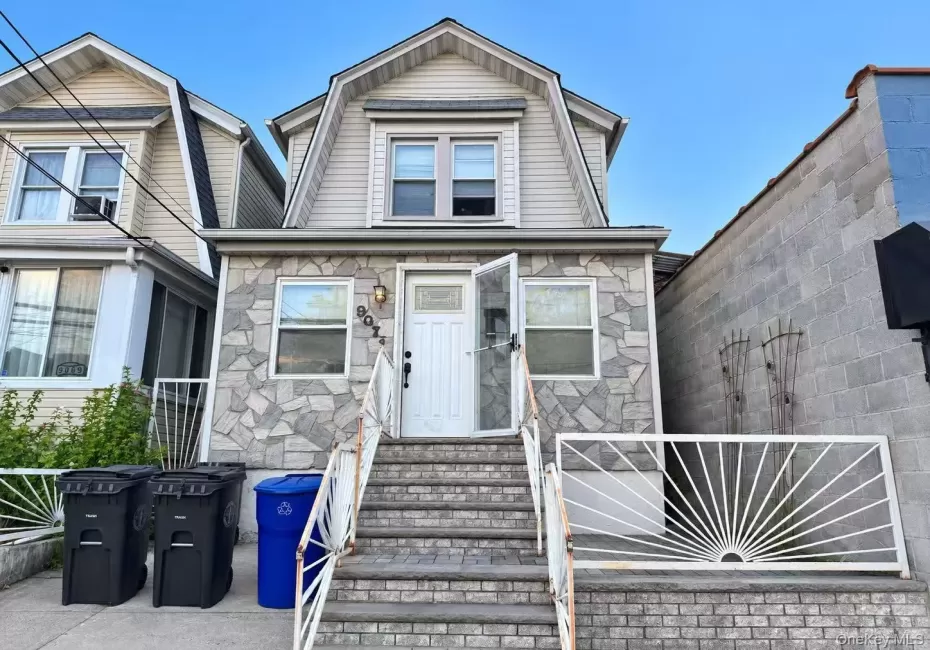 90-71 178th Street, New York, NY, 3 Bedrooms Bedrooms, 7 Rooms Rooms,1 BathroomBathrooms,Residential,For Rent,178th,0,1055672 90-71 178th Street, New York, NY, 3 Bedrooms Bedrooms, 7 Rooms Rooms,1 BathroomBathrooms,Residential,For Rent,178th,0,1055672