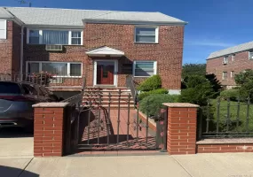 144-47 28th Avenue, New York, NY, 3 Bedrooms Bedrooms, 5 Rooms Rooms,1 BathroomBathrooms,Residential Lease,For Rent,28th,0,1055570 144-47 28th Avenue, New York, NY, 3 Bedrooms Bedrooms, 5 Rooms Rooms,1 BathroomBathrooms,Residential Lease,For Rent,28th,0,1055570